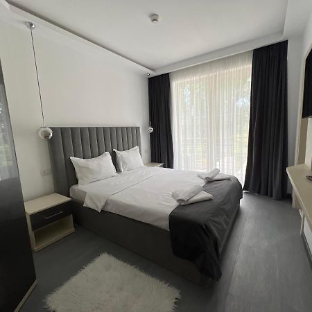 Ocaua Lui Cuza Hotel Tecuci Екстериор снимка