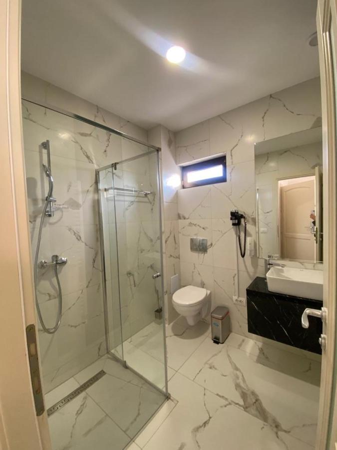 Ocaua Lui Cuza Hotel Tecuci Екстериор снимка